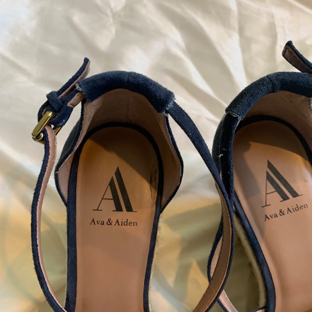 Ava & Aiden Blue Suede Leather Platform Wedge Sandals sz 8.5M - Picture 3 of 7